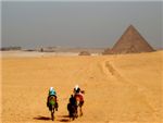На верблюдах к пирамидам
