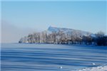 Замерзшее озеро Жу.