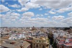Вид с колокольни на Севилью