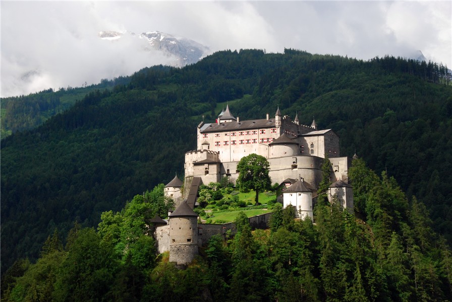 http://fotografieren.narod.ru/Austria_Germany/caves_castle.files/original_images/p0000003.jpg